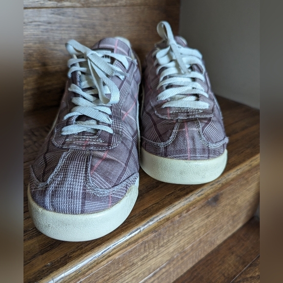 vintage Y2K PUMA Roma Womens Size 10 Pink Burgandy & White Plaid sneaker - Picture 6 of 16